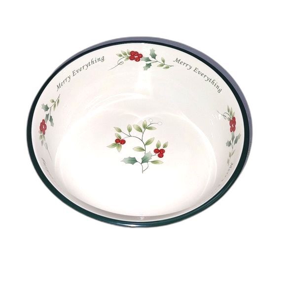 Pfaltzgraff "Merry Everything" Winterberry Christmas Bowl 7" Diameter - Picture 2 of 7